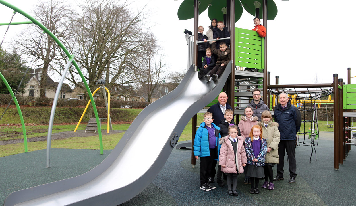group picture at new play area at Springfield Park