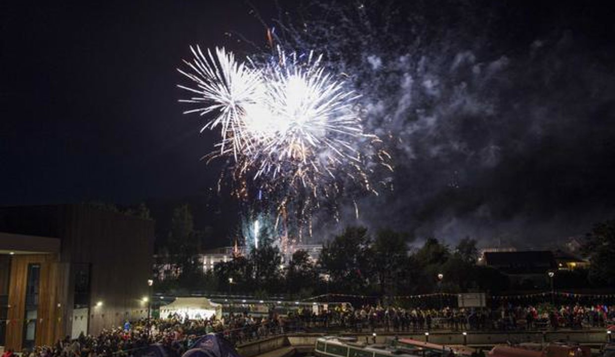 Kirkintilloch Canal Festival - fireworks