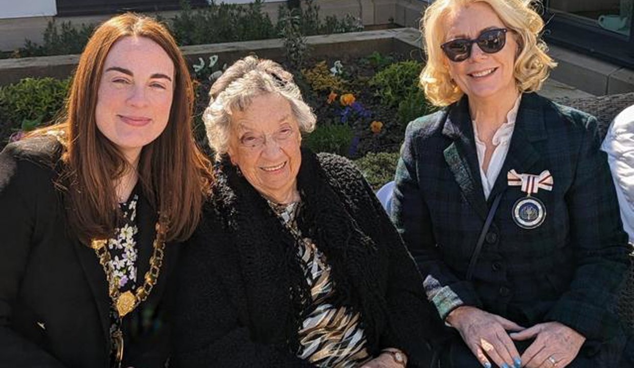 Dot is pictured with Depute Provost (left) and Maureen Cummings in the sunshine outside her home