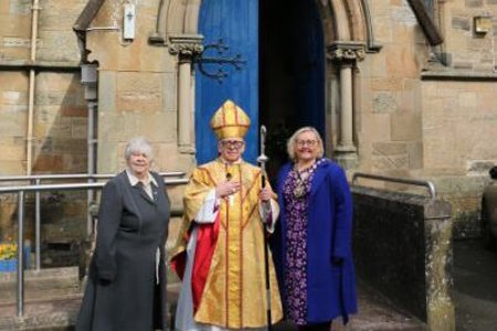 Ann Walker, Rt Rev Kevin Pearson & Provost Renwick at St Cyprian's