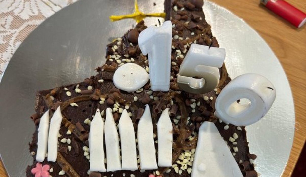 A cake in the shape of Lenzie Old Parish Church